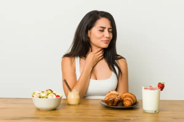 ¿Alguna vez ha sentido algo atorado en la garganta que no desaparece y se acompaña de dolor? En Centro Eleva, sabemos que esta sensación puede generar preocupación y afectar su...